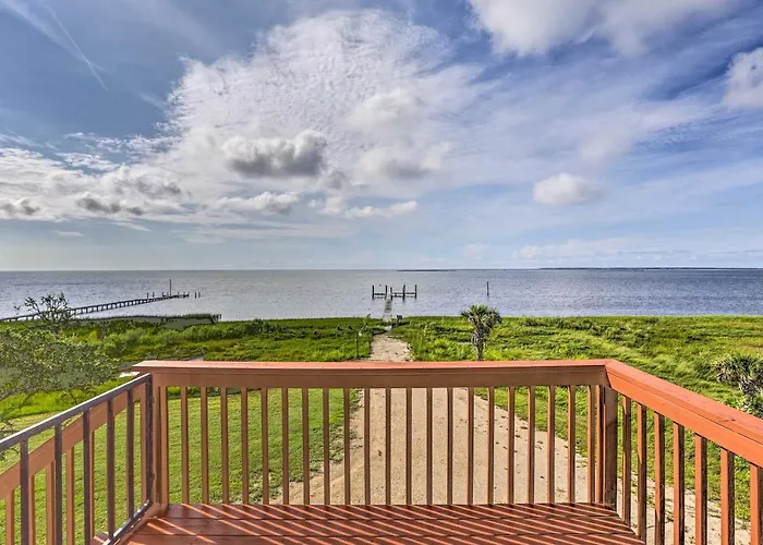 Best Carrabelle Beach Hotels on Gulf Coast