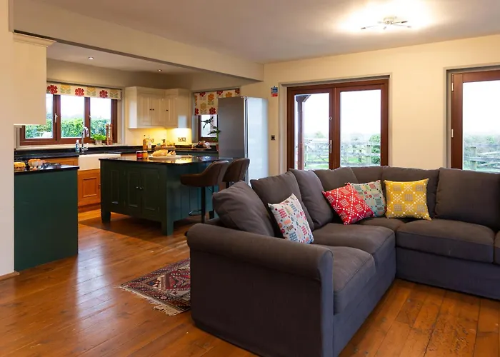 Top Hotels in Glastonbury for a Magical Stay