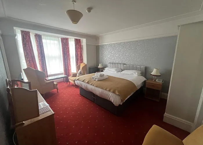 Best Hotels Near St Austell for Coastal Getaways